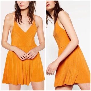 cute orange zara romper !!